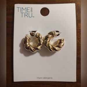 Time and Tru Twisted Chunky Gold Hoop Earrings
